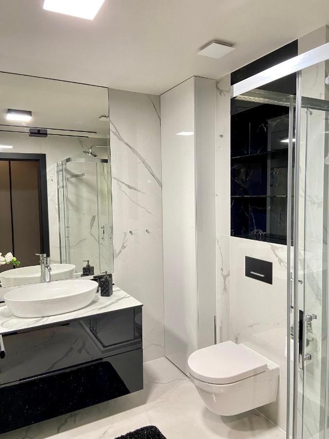 Apartament Lux 乌斯特龙 外观 照片
