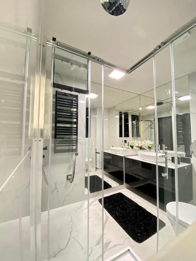 Apartament Lux 乌斯特龙 外观 照片