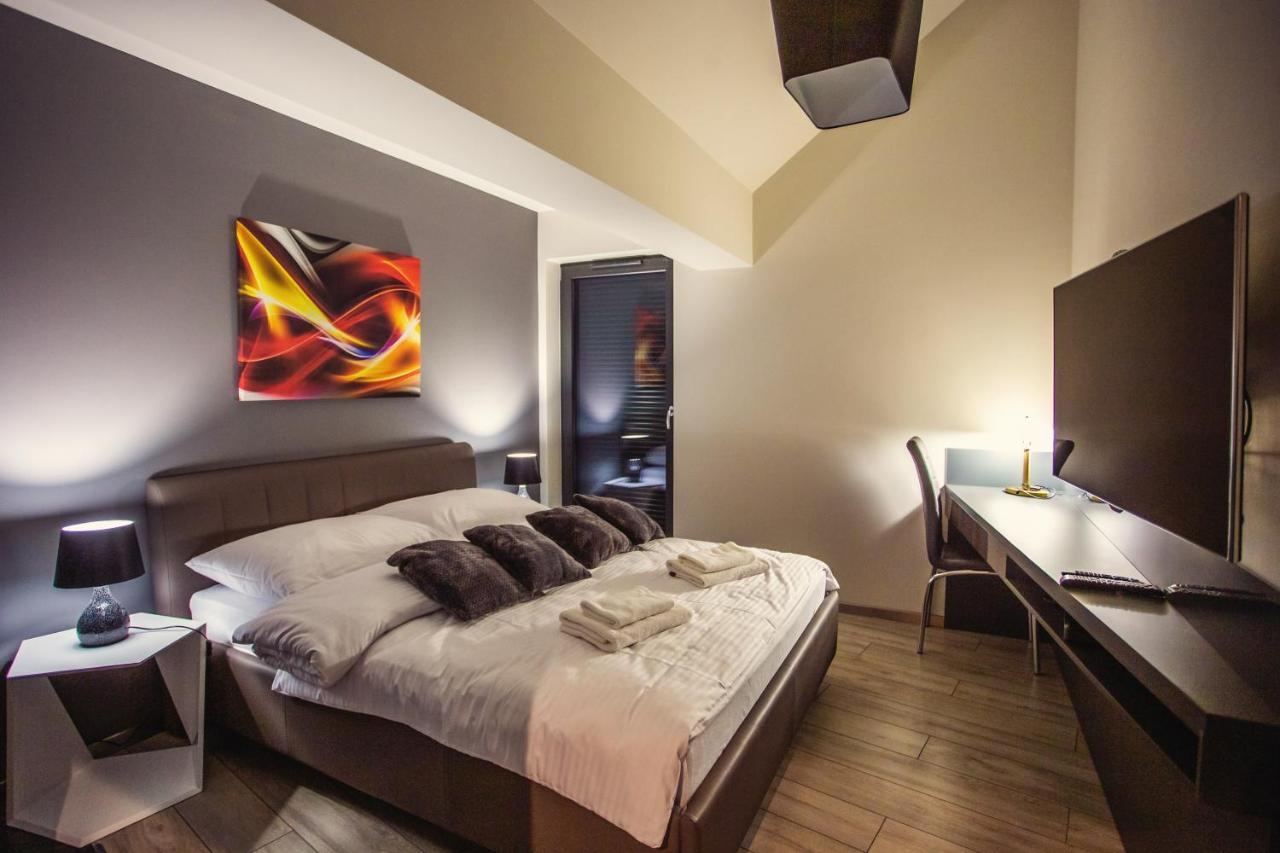 Apartament Lux 乌斯特龙 外观 照片